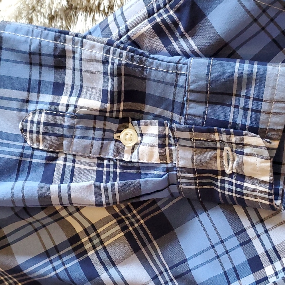Polo Ralph Lauren button down. 3T - Picture 2 of 4
